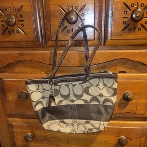 Coach Vintage Signature Bag